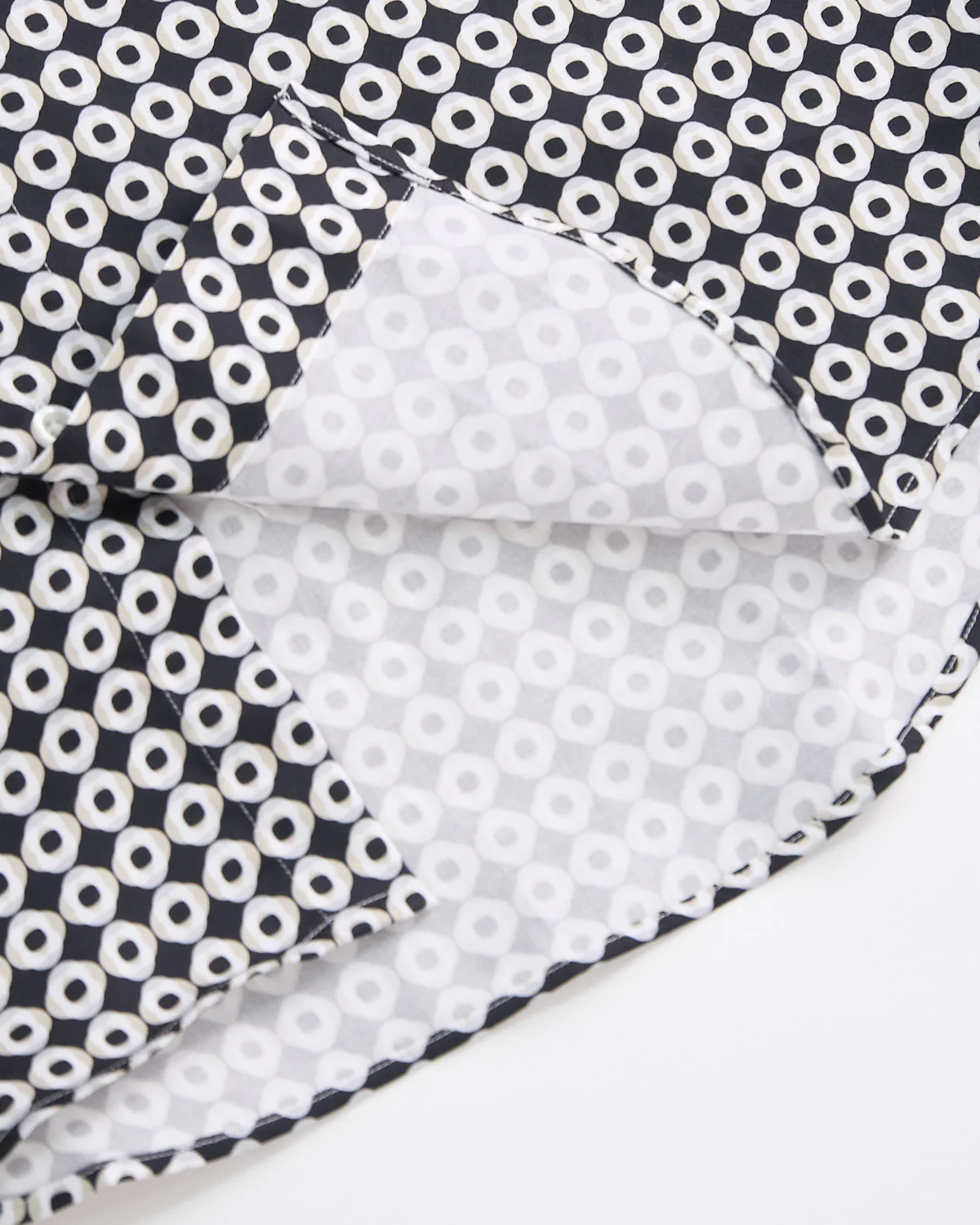 Circular Geometric Print Cotton Short Sleeve Shirt - Image 3