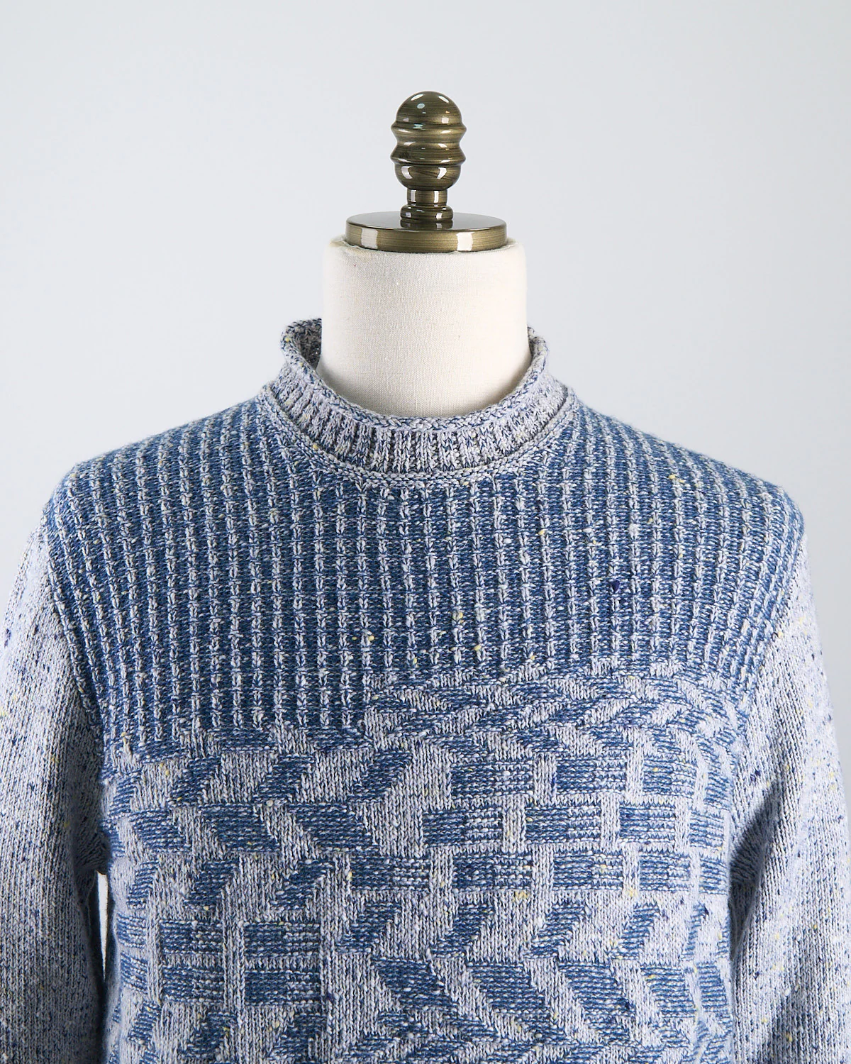 Wool Cashmere Claíochaí Crewneck Sweater - Image 3