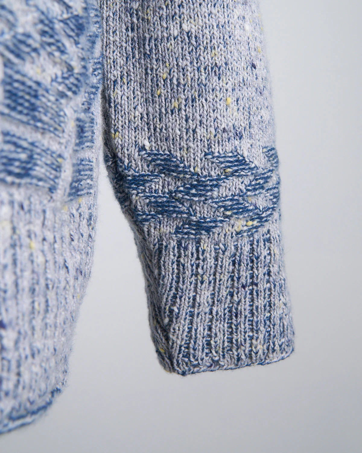 Wool Cashmere Claíochaí Crewneck Sweater - Image 7