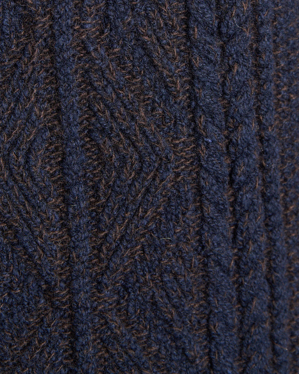 Wool Cashmere Patent Cableknit Crewneck Sweater - Image 7